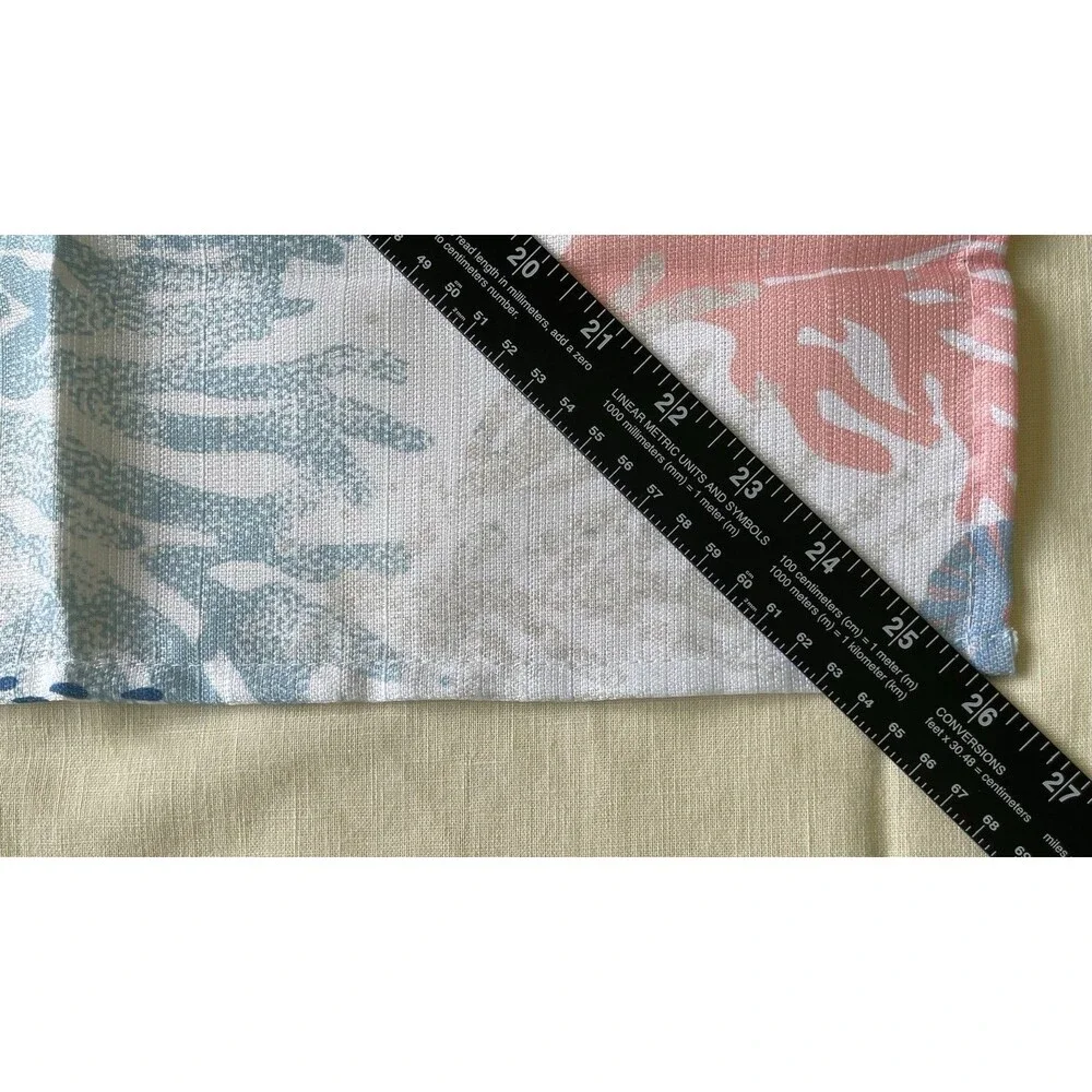 Set of 4 Cloth Ocean/Coral Themed Napkins Table Accessories (~20 sq in)